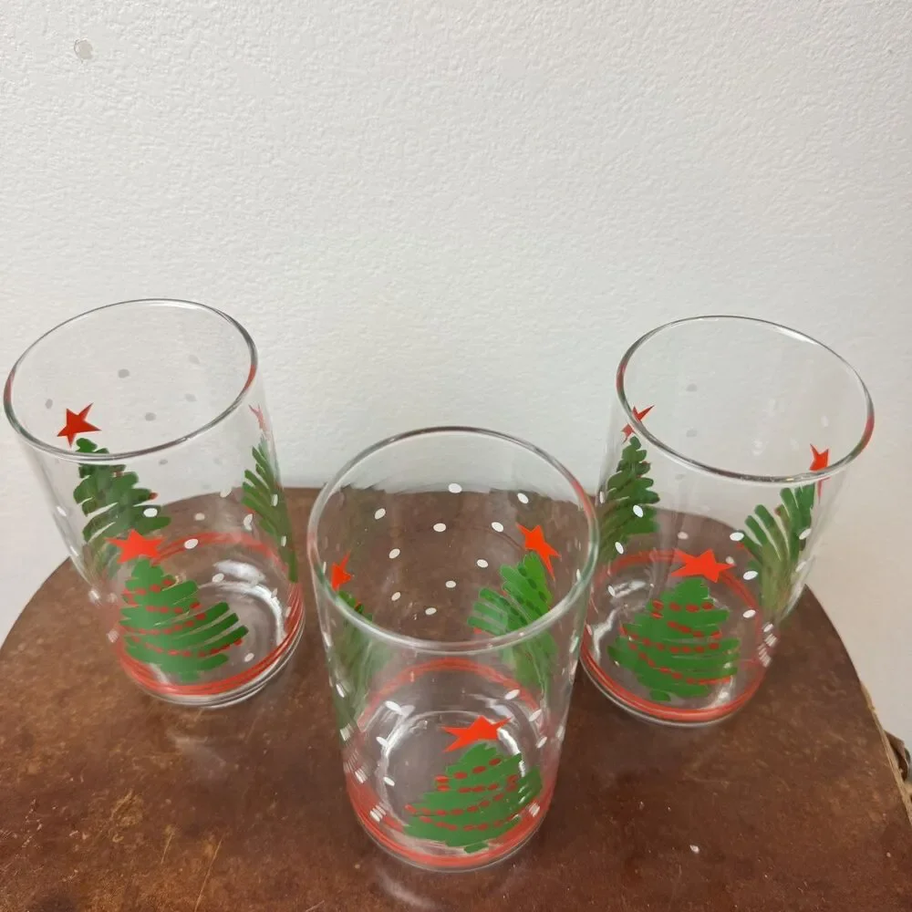 3 VINTAGE Libbey Christmas Drinking Glass Tumblers 5.5” Tall CHRISTMAS TREE